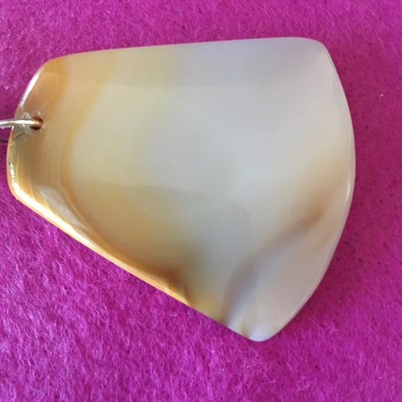 🩸Chalcedony Agate Stone Necklace🩸 - Picture 5 of 7